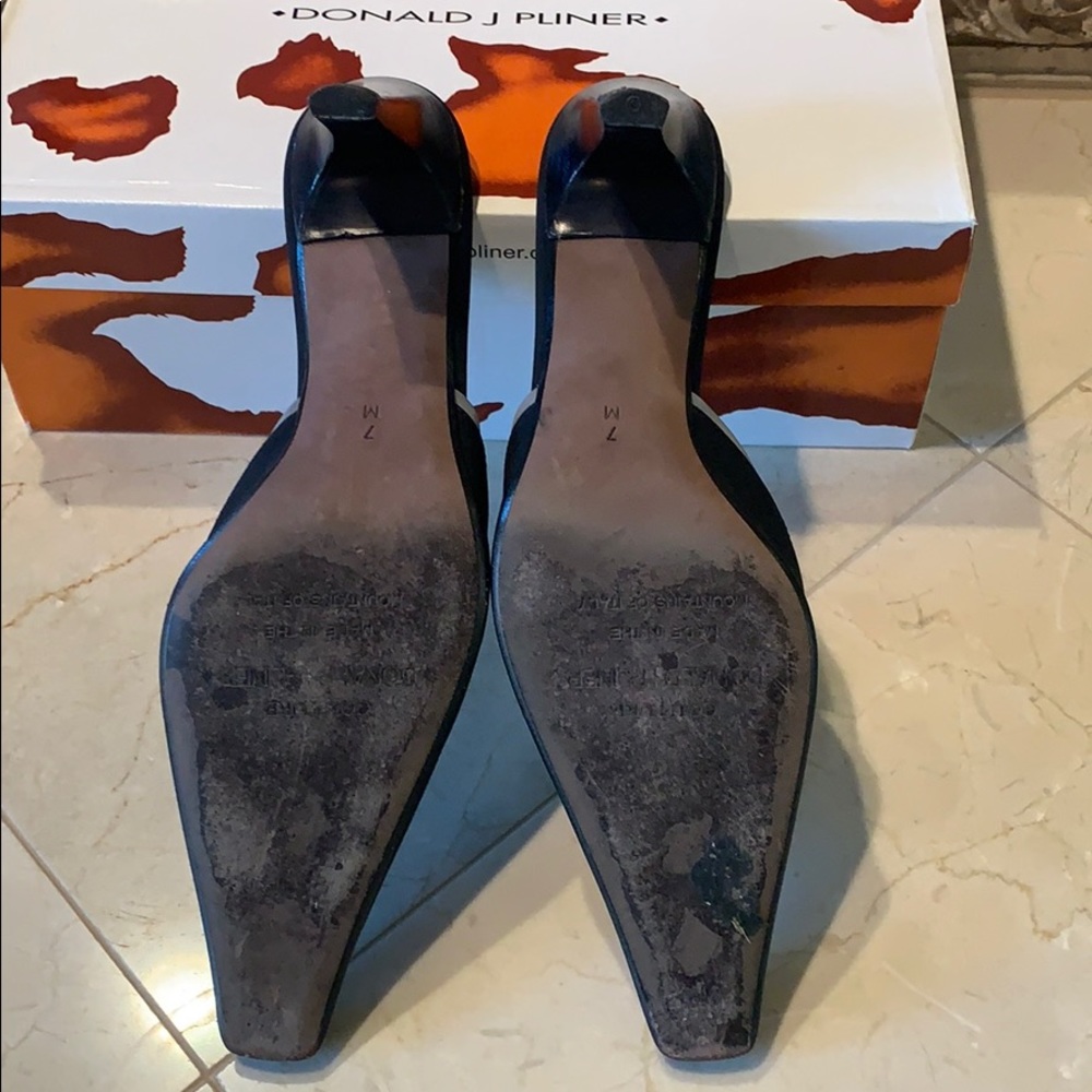 Shoes - Picture 3 of 3